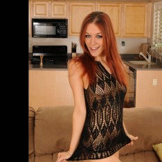 Sexy babe gets nice fast dicking