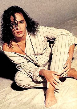 Valeria Golino - Hot Shots